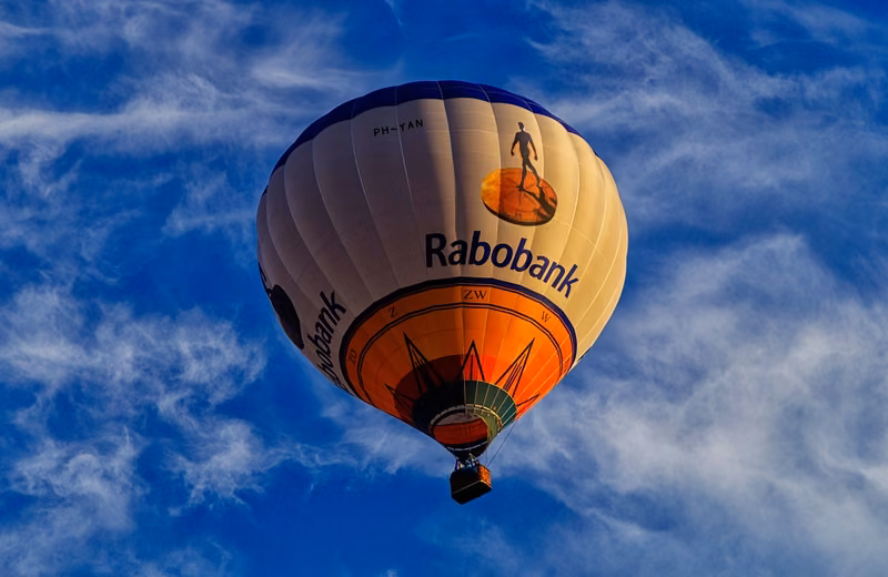 luchtballon met rabobank logo